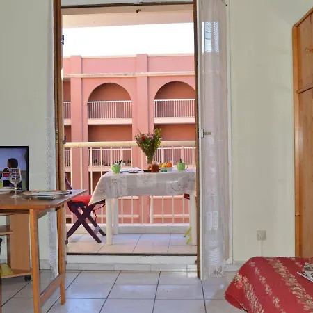 Calme Et A Aygulf, A 300m, Marche Provencal A Pied, 3 Couchages. - Fr-1-226a-107 *